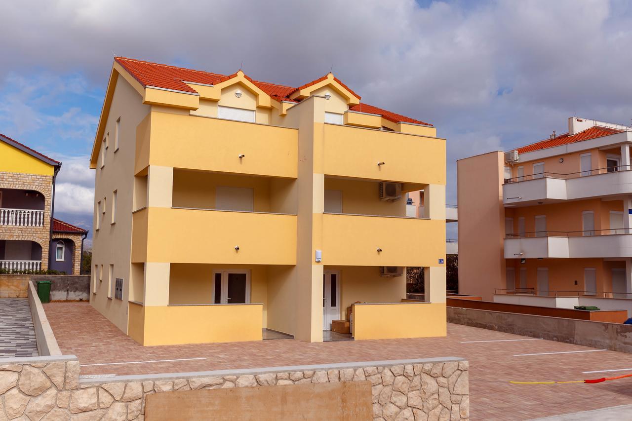 Summer Fun Apartments Новалья Экстерьер фото