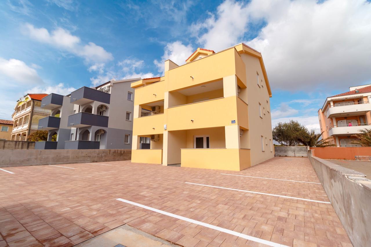 Summer Fun Apartments Новалья Экстерьер фото
